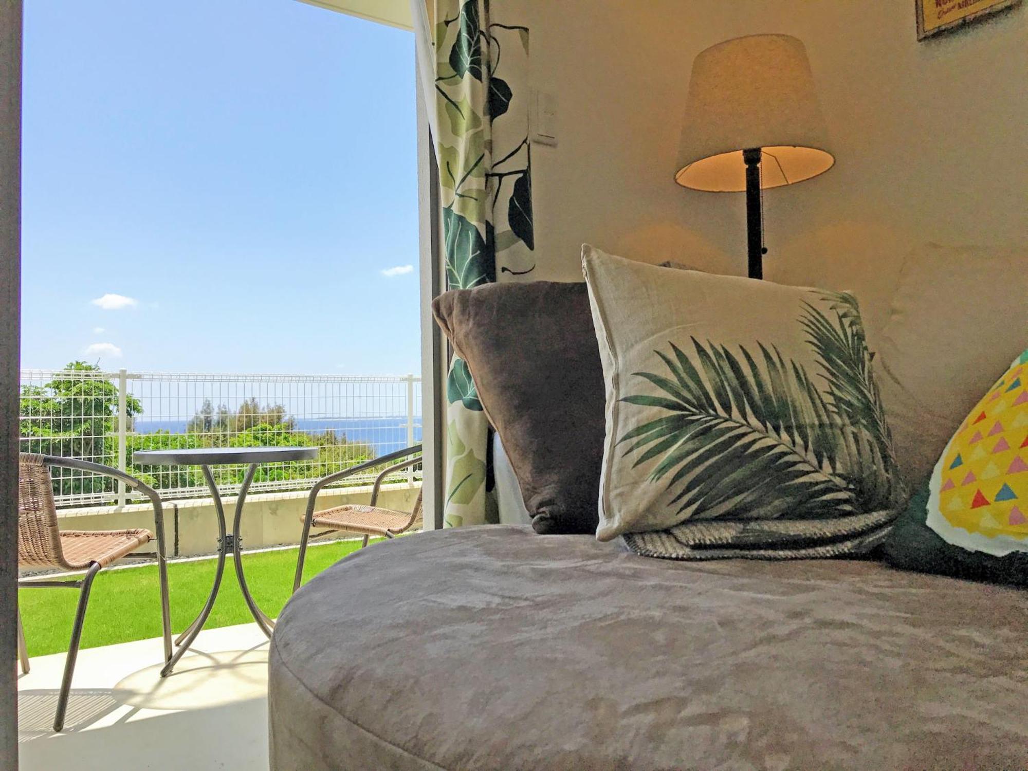 Churaumi Terrace Мотобу Екстериор снимка