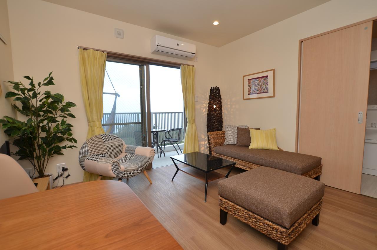 Churaumi Terrace Мотобу Екстериор снимка